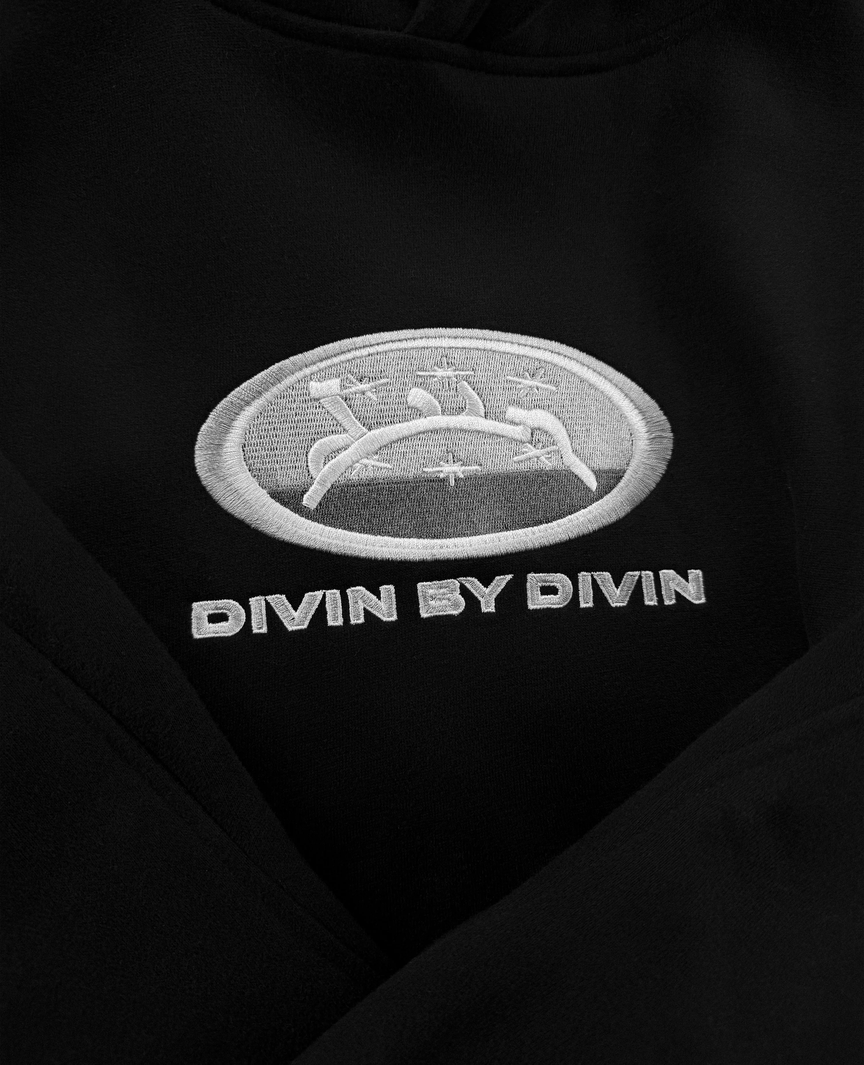BLACK HILL HOODIE - Image 2